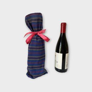 Bottle gift bag made from Inabel fabric